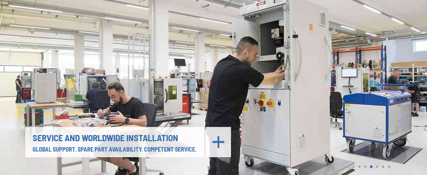 cleanLASER homepage hero featuring the CL500 iM industrial laser cleaning system headline and product value proposition